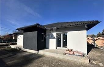 Eladó Bicskei ikerház hirdetés (57489239)