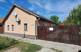 Eladó Makói családi ház hirdetés (39946433)