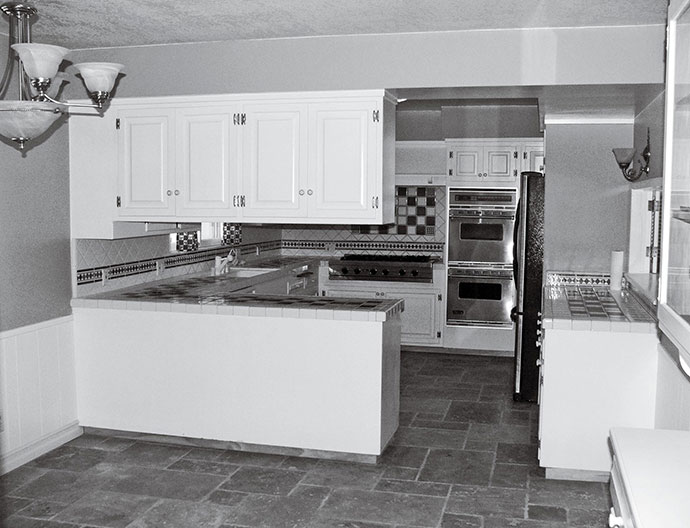 Kínos konyha elrendezés, előtte