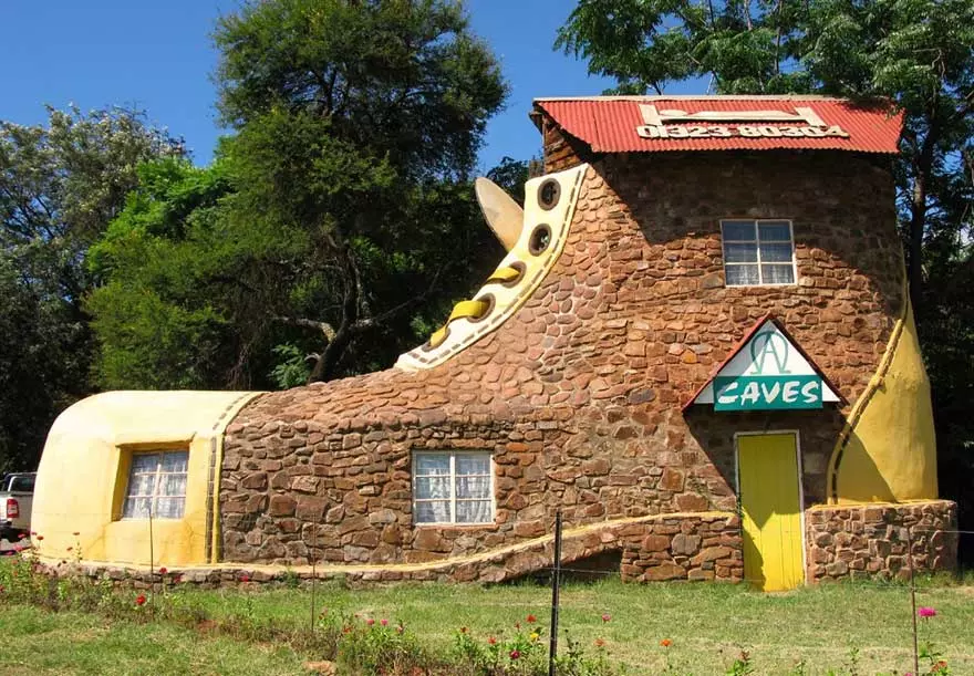 Cipőház