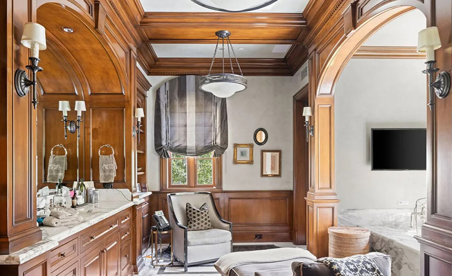 Mark Wahlberg luxusbirtoka - gardrób