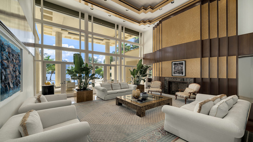 Rick Ross vízparti villája - nappali