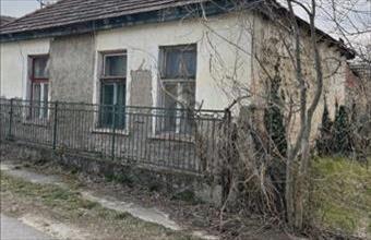 Eladó Vértesacsai családi ház hirdetés (42256459)
