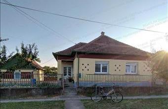 Eladó Szászbereki családi ház hirdetés (57325446)