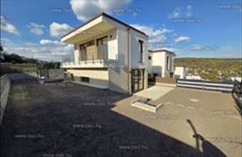 Eladó Budapest III. kerületi ikerház hirdetés (23343148)