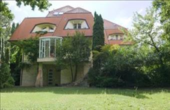 Eladó Budapest XII. kerületi családi ház hirdetés (22442452)