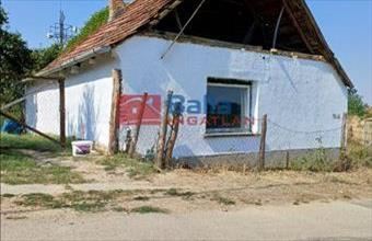 Eladó Simontornyai családi ház hirdetés (37358776)