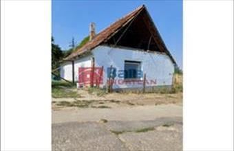 Eladó Simontornyai családi ház hirdetés (37358776)