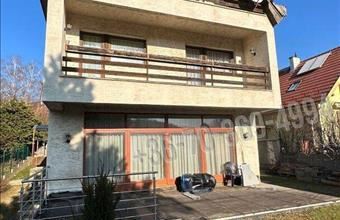Eladó Budapest II. kerületi családi ház hirdetés (87264736)