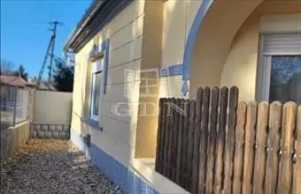Eladó Rábatöttösi családi ház hirdetés (96737463) Eladó Rábatöttösi családi ház hirdetés (96737463)
