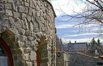 Eladó Szentendrei családi ház hirdetés (45953742) Eladó Szentendrei családi ház hirdetés (45953742)