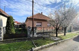 Eladó Miskolci családi ház hirdetés (37736423)