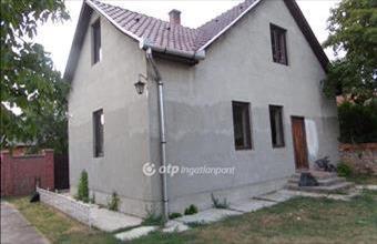 Eladó Szarvasi családi ház hirdetés (65321353)