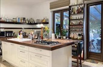 Eladó Szombathelyi családi ház hirdetés (43196925)