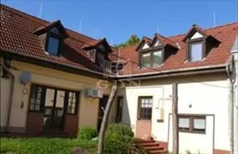 Eladó Kecskeméti családi ház hirdetés (71365353) Eladó Kecskeméti családi ház hirdetés (71365353)