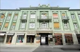 Eladó Szombathelyi iroda családiházban hirdetés (93434934)