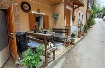 Eladó Esztergomi családi ház hirdetés (23444964)