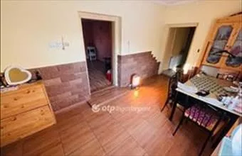 Eladó Hajdúhadházi családi ház hirdetés (48179422) Eladó Hajdúhadházi családi ház hirdetés (48179422)