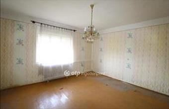 Eladó Csongrádi családi ház hirdetés (76723266)