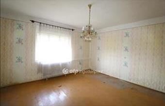 Eladó Csongrádi családi ház hirdetés (29943337)