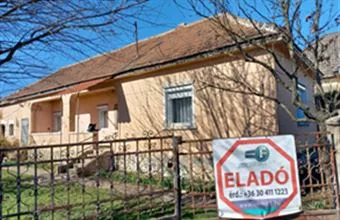 Eladó Halmaji családi ház hirdetés (94653932) Eladó Halmaji családi ház hirdetés (94653932)