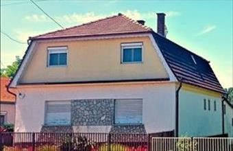 Eladó Balatonmagyaródi családi ház hirdetés (99554378)