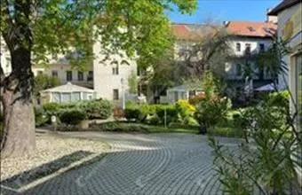 Eladó Győri üzlethelyiség utcafronton hirdetés (48665273) Eladó Győri üzlethelyiség utcafronton hirdetés (48665273)