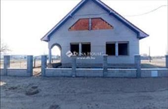 Eladó Kecskeméti családi ház hirdetés (96892421)