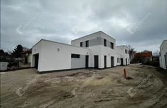 Eladó Székesfehérvári ikerház hirdetés (94387733)