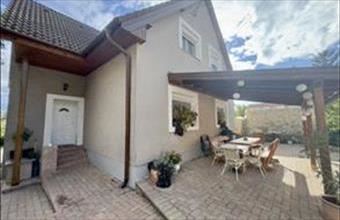 Eladó Balatonfüredi családi ház hirdetés (84235427)