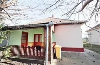 Eladó Orosházai családi ház hirdetés (95615537)