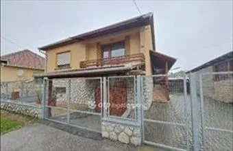 Eladó Mezőkövesdi családi ház hirdetés (93853576) Eladó Mezőkövesdi családi ház hirdetés (93853576)