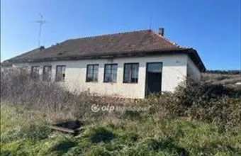 Eladó Szekszárdi családi ház hirdetés (97328572) Eladó Szekszárdi családi ház hirdetés (97328572)