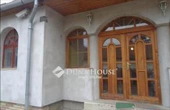 Eladó Békéscsabai családi ház hirdetés (98464389)