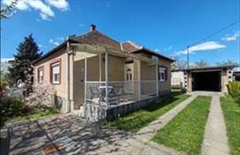 Eladó Pásztói családi ház hirdetés (39634334)