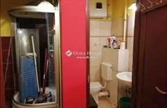 Eladó Budapest VI. kerületi üzlethelyiség utcafronton hirdetés (91223373) Eladó Budapest VI. kerületi üzlethelyiség utcafronton hirdetés (91223373)