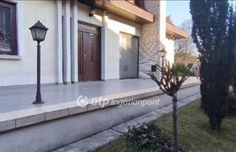 Eladó Orosházai családi ház hirdetés (47685993)