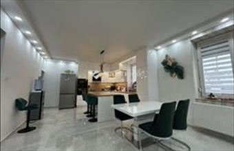 Eladó Vecsési családi ház hirdetés (44344347)