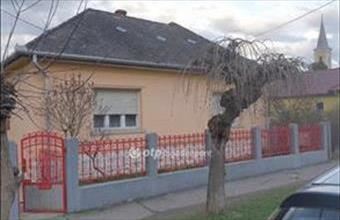 Eladó Aszalói családi ház hirdetés (73261254)