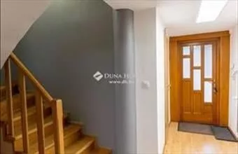 Eladó Dunabogdányi családi ház hirdetés (95794828)