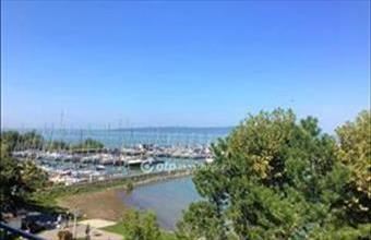 Eladó Balatonfenyvesi tégla lakás hirdetés (45324685)