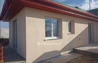 Eladó Fóti ikerház hirdetés (79389326)