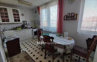 Eladó Szegedi családi ház hirdetés (75994347)