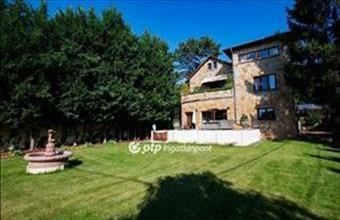 Eladó Budapest II. kerületi családi ház hirdetés (74247933)