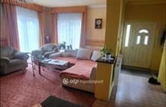 Eladó Mikepércsi családi ház hirdetés (54362464)