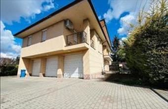 Eladó Debreceni tégla lakás hirdetés (22244332)