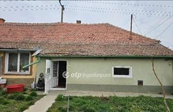 Eladó Kunszentmártoni házrész hirdetés (87943964)