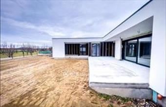 Eladó Győrújfalui családi ház hirdetés (53176234)