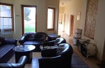 Eladó Gyöngyösi családi ház hirdetés (72345399)