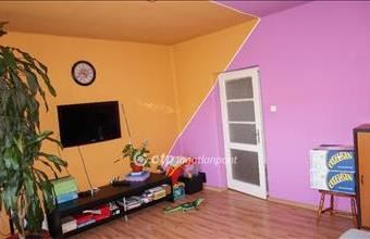 Eladó Gyöngyösoroszi családi ház hirdetés (14397235)